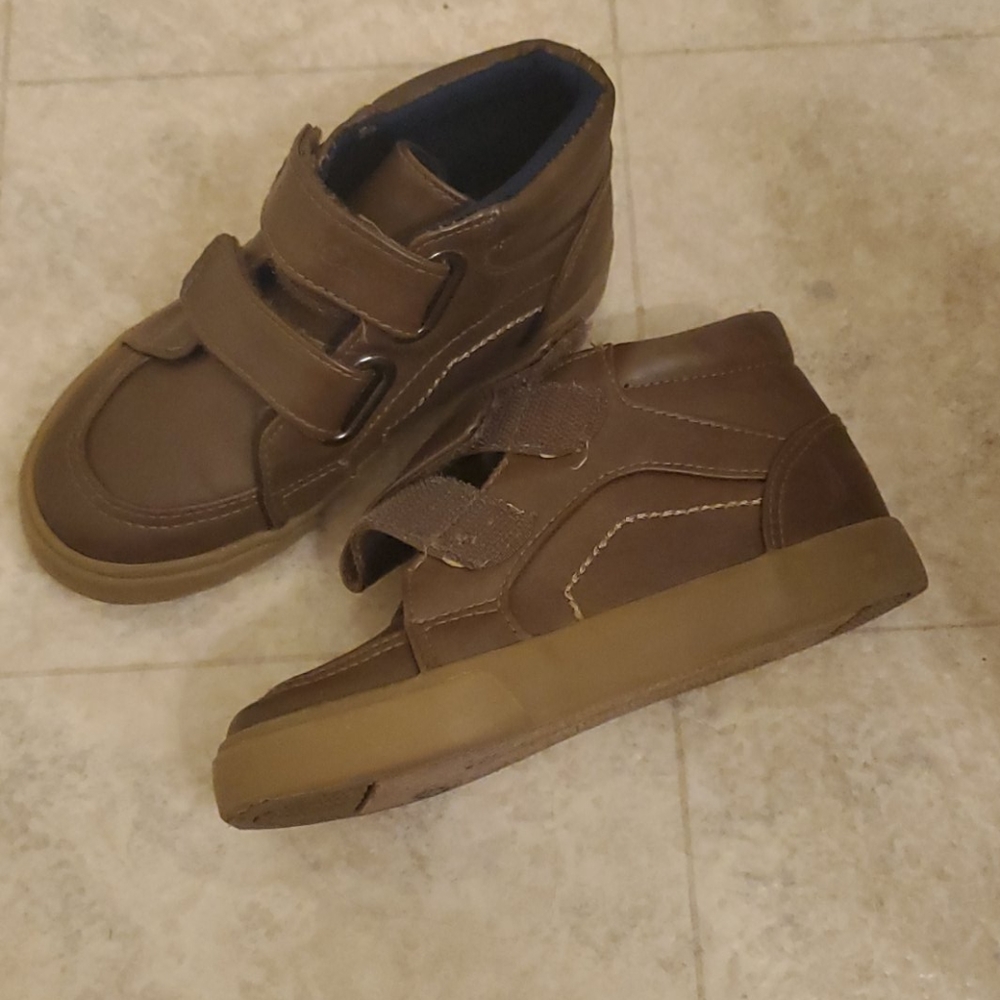 Boots - Picture 2 of 3